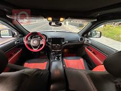 جیپ گراند شیرۆکی